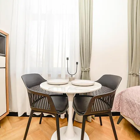 Homly Nook * 里加